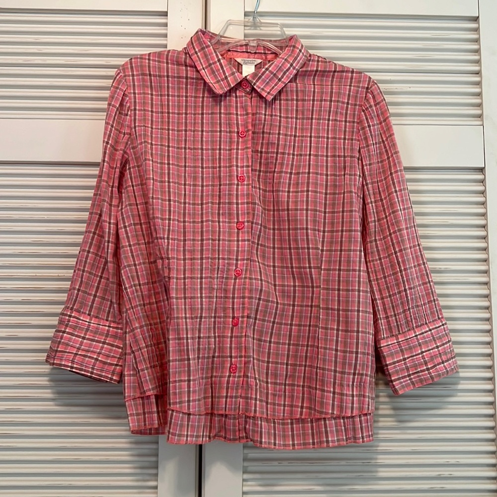 Ruffle Bottom 3/4 Sleeve Plaid Blouse